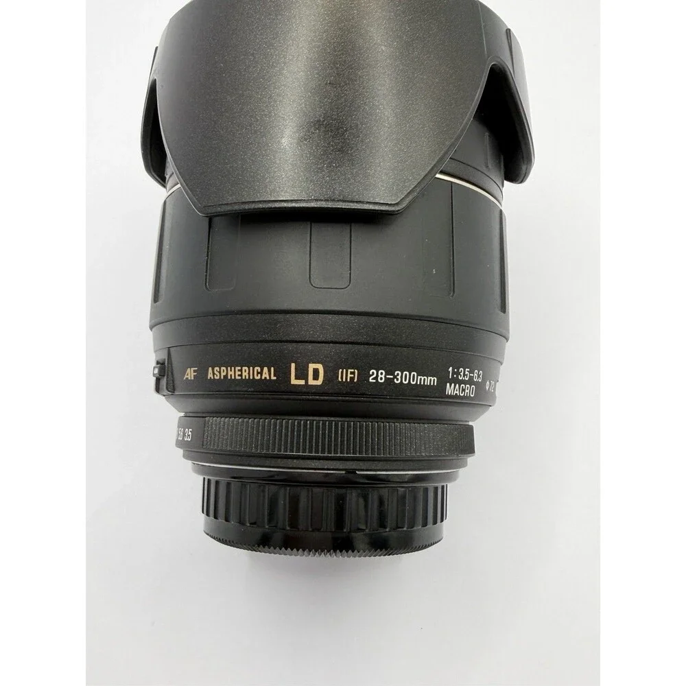 Tamron 28-300mm f/3.5-6.3 AF Macro Lens for Pentax K w/Hood Caps